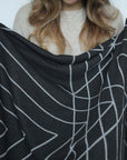 Monoline Triangles Throw Blanket